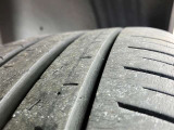 タイヤ溝は3.3mmです(新品約8mm)