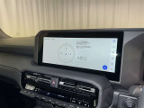 ディスプレイオーディオを装備。スマホとクルマをつなぐことで、これまでのナビに加えて、いろんなサービスが楽しめます。