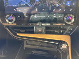 【 オートエアコン 】車内温度を感知して自動で温度調整をしてくれるのでいつでも快適な車内空間を創り上げます!