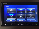 【オーディオ機能】オーディオは、フルセグTVの他にDVD/CDプレーヤーを装備♪もちろんFM/AMラジオもお聞きいただけますよ♪
