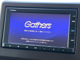 【純正ナビ】人気の純正ナビを装備しております。ナビの使いやすさはもちろん、オーディオ機能も充実!キャンプや旅行はもちろん、通勤や買い物など普段のドライブも楽しくなるはず♪