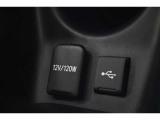 アクセサリーDC12Vソケット装備!USB端子ソケット装備!
