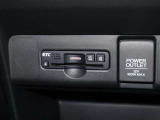 【ETC車載器】高速道路の料金所も後払いスイスイ通過!ノンストップで快適なドライブを!渋滞も起きにくいですね!