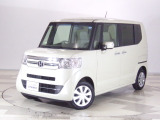 ホンダカーズ東京中央志村店へようこそ。当社下取りのお墨付き車両。人気車両で充実装備の一台。おススメです。どうぞご覧くださいませ。