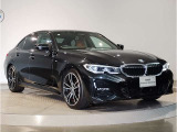 【BMWの伝統-2】時代を超える美しさ。磨き抜かれたエアロダイナミクスが瞳を奪う。一目で伝わるスポーティーなプロポーションは、BMWの走行性能を生み出すのに欠かせない要因の一つです。
