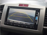 ◆バックカメラ◆リバースにするだけで映ります、後方の安全確認や、狭い駐車場での車庫入れ、雨の日や夜間など視界の悪い時に便利です!安全にバックする為には欠かせない装備です。