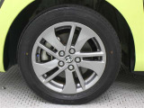 純正アルミホイールです。185/60R15