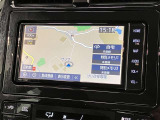 純正ナビを装備。タッチパネル式で使いやすく、お出かけもラクラクです。