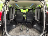 【パワーバックドア】スマートキーや運転席のボタンを押すだけでリアゲートが自動で開閉します!荷物を持っている時や、高い位置にあるバックドアを閉める際に便利な機能です♪