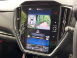 【マルチテレインモニター】車のフロントやサイドのカメラ画像を同時にモニター表示することで、悪路や狭い道を走行時でも周囲の状況確認ができ安心!本格SUVにうれしい装備です♪