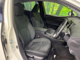 ドライバーによって運転しやすいポジションは異なり、あの車はどうなのか不安なこともありますよね。気になるお車は店頭で乗り込んでご確認いただけます♪