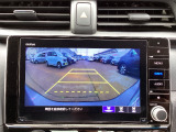 後方確認はバックカメラにお任せ♪後退時に便利で、駐車が楽になります♪