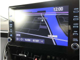 純正ナビを装備。タッチパネル式で使いやすく、お出かけもラクラクです。