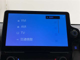いまや必須装備「ナビゲーション」搭載!知らない場所にスイスイッとドライブ。もう、これなしではハンドルを握れませんね!でも運転中の操作は危険ですのでご注意ですね☆