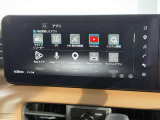 Google搭載でスマートフォンアプリや音声操作が使え、情報とエンタメを車内で快適に連携。さらに周囲を把握しやすい映像を12.3インチの大画面ディスプレイに表示します。