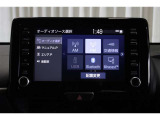 ディスプレイオーディオ搭載。スマホと同じ感覚の画面タッチ操作はもちろん、ハンズフリー通話ができるので、運転中でも安心です。