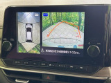 【アラウンドビューモニター】専用のカメラにより、上から見下ろしたような視点で360度クルマの周囲を確認することができます☆死角部分も確認しやすく、狭い場所での切り返しや駐車もスムーズに行えます。