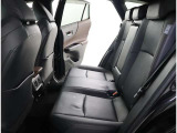 ゆとりある広々とした車内空間は、ドライブを始め買い物やレジャーなど、幅広く活躍します。一人でもみんなとでもお出かけを楽しみましょう!