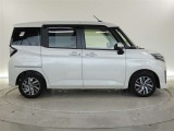 両側パワースライドドア付きだから、狭い駐車スペースなどでの 乗り降りラクラク!小さなお子さまのいるご家庭には嬉しい装備。