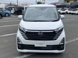 LEDライト、ハイビームアシスト搭載で夜間の運転も安心です