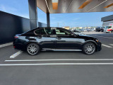 【安心のレクサス中古車保証付き】無料で1年間、走行距離は無制限です。さらに有料で、3年間まで延長可能、約60項目、5000部品が保証対象でございます。