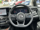 ハンドルは軽やかに回り、気持ちよく運転が出来ます。