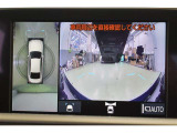 全方位モニターは慣れない場所でも周囲の状況を確認しながら駐車出来ます。フロントモニターがあると、小さな子供がしゃがんでいたりしていても発見しやすく、前方駐車や車の停止線の確認のサポートにもなります。