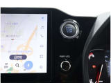 ポケットやバッグからキーを出さずにスマートに乗り込め、ボタンプッシュでおしゃれにエンジンスタートです。盗難防止イモビライザーも装備で安心です!
