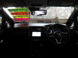 運転席周りの様子です。