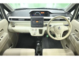 見通しのよいすっきりとした視界で、運転もしやすいです。