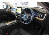 XC60 ウルトラ T6 AWD プラグイン ハイブリッド 4WD 