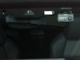 TOYOTA SAFETY SENSEは道路状況、車両状態、天候状態及びドライバーの操作状況などによっては、作動しない場所があります。あくまで運転補助機能です。