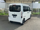 スライドドアなら狭い駐車場でもドアをぶつける心配がありません。ステップが低く乗り降りもしやすいです。リアはプライバシーガラス付です。見た目もかっこいいですよね。