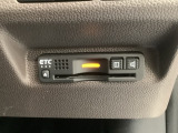いまや快適なカーライフに欠かせないETCが付いています。