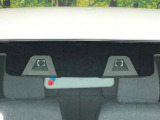 【スズキ セーフティサポート】走行中に前方の車両等を認識し、衝突しそうな時は警報とブレーキで衝突回避と被害軽減をアシスト。より安全にドライブをお楽しみいただけます。