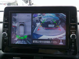 【アラウンドビューモニター】空から見下ろした映像がナビ画面にて確認可能です。駐車もラクラクですよ♪