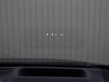 カラーヘッドアップディスプレイ付き。少ない視線移動で情報を確認できるので、運転の疲労軽減に繋がりますよ♪