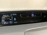 メーター内のディスプレイには運転をサポートするさまざまな情報を表示