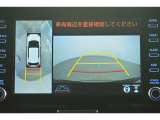 専用のカメラにより、上から見下ろしたような視点で360度クルマの周囲を確認することができます☆縦列駐車や幅寄せ時に活躍してくれます