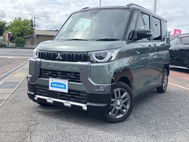 デリカミニ T プレミアム 4WD 