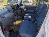 新・中古車販売、車検、板金、整備、修理、各種部品販売、何でもご相談ください。