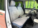 運転席シート廻りは使用感も少なく、良好な状態となっています。丁寧に使われていたことがよくわかりますね。