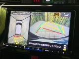 【パノラミックビューモニター】専用のカメラにより、上から見下ろしたような視点で360度クルマの周囲を確認することができます☆死角部分も確認しやすく、狭い場所での切り返しや駐車もスムーズに行えます。