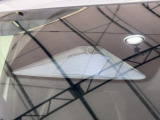 ホンダセンシングのカメラにより標識認識機能や先行車発進お知らせ機能に誤発進抑制機能と車線維持支援に設定した車速内で適切な車間距離を保ってくれる安全・快適機能搭載の先進システムです