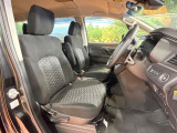 運転席シート廻りは使用感も少なく、良好な状態となっています。丁寧に使われていたことがよくわかりますね。