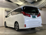 当社でご購入頂いた全ての車両はご納車前、エンジンオイル交換・ワイパーゴム・ブレーキ点検・調整・その他確認の上ご納車いたします。