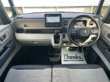 ドライバー目線の画像です。室内や視界もとても広いため運転しやすいですよ。ぜひご来店の際はお掛け下さい。