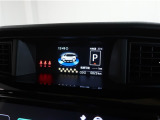 マルチインフォメーションディスプレイ付き。少ない視線移動で情報を確認できるので、運転の疲労軽減に繋がりますよ♪