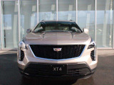 XT4 ラテ エディション 4WD 