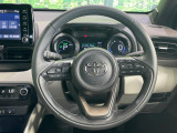 【純正革巻きステアリング】上質な革を使用することで、手にしっかり馴染みとても運転しやすいハンドルです♪